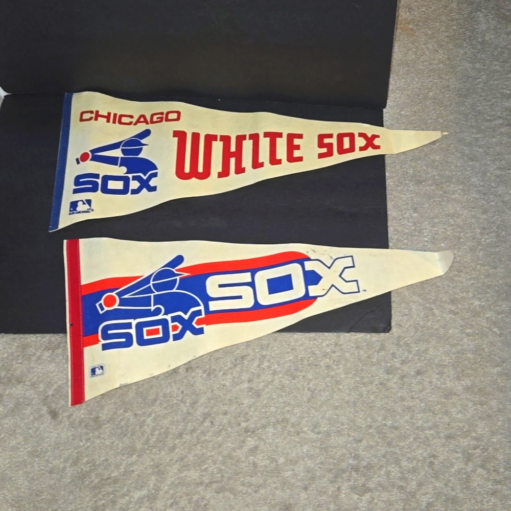RARE SET OF 1970s CHICAGO WHITE SOX MLB BASEBALL PENNANT FLAG